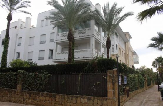 Magnífico piso en venta en la Milla de Oro de Marbella.