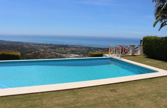 VILLA DE LUJO EN ALQUILER DE  CORTA TEMPORADA